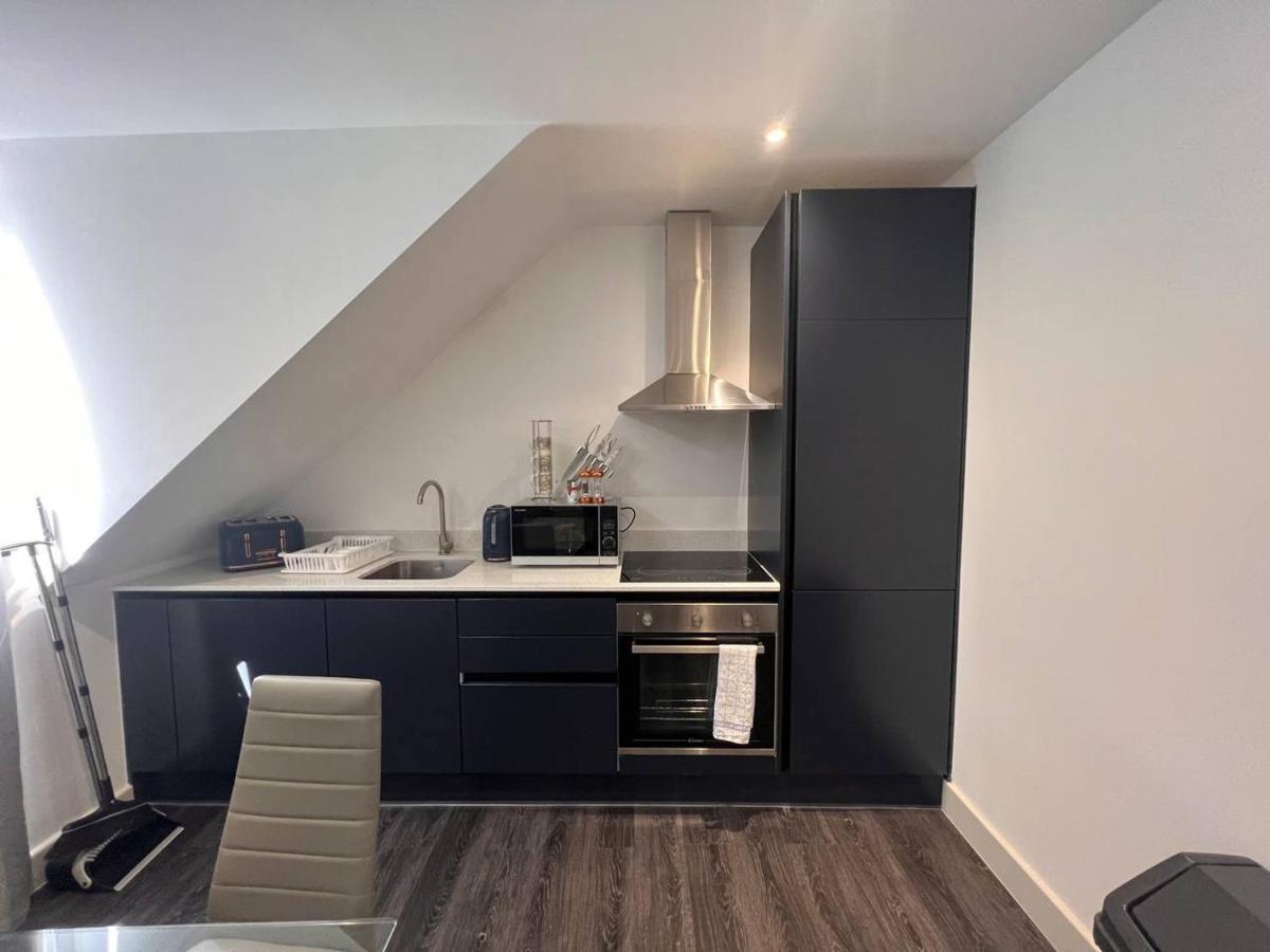 Star London Finchley Road 3-Bed Haven Exterior photo