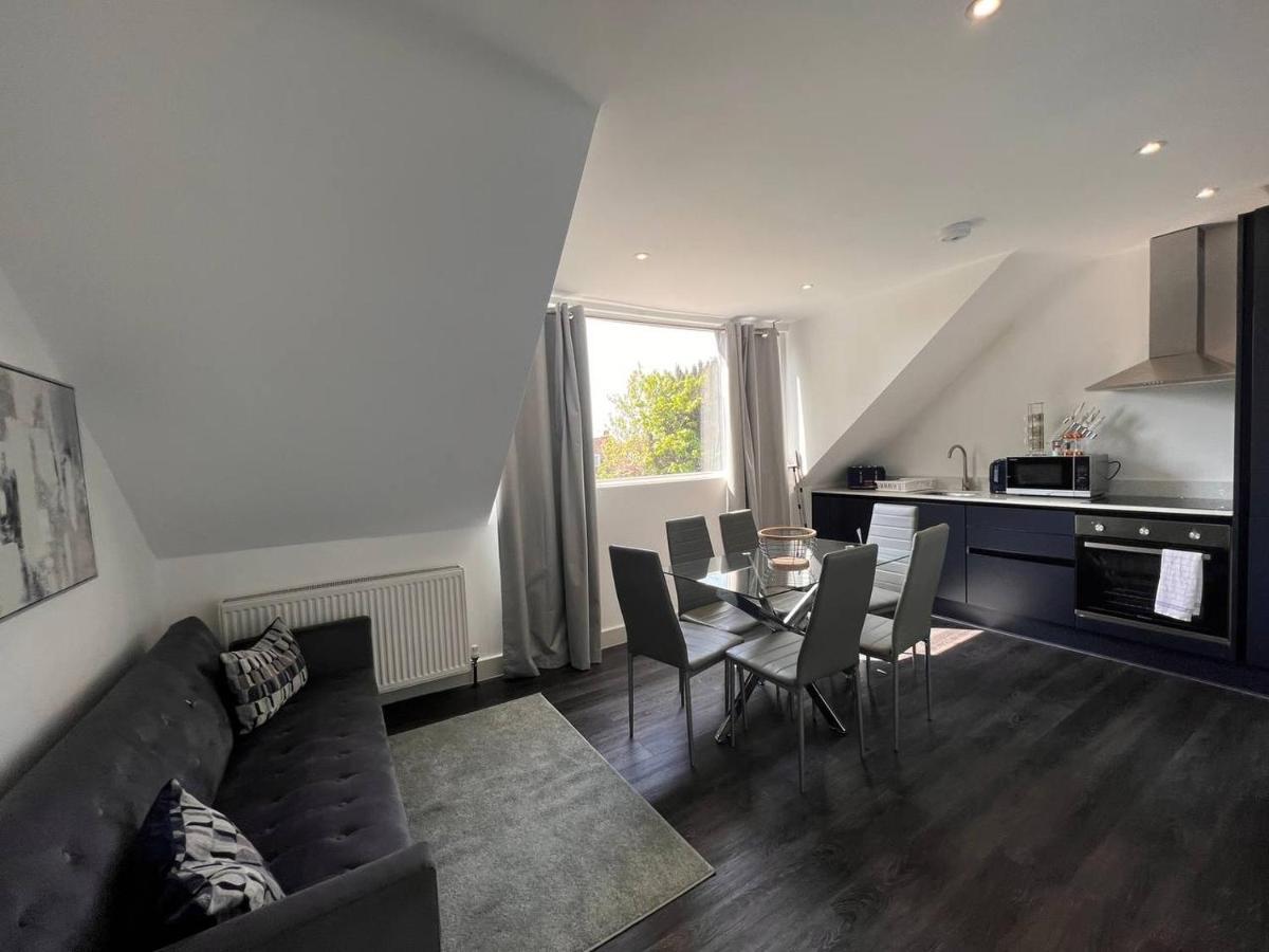 Star London Finchley Road 3-Bed Haven Exterior photo